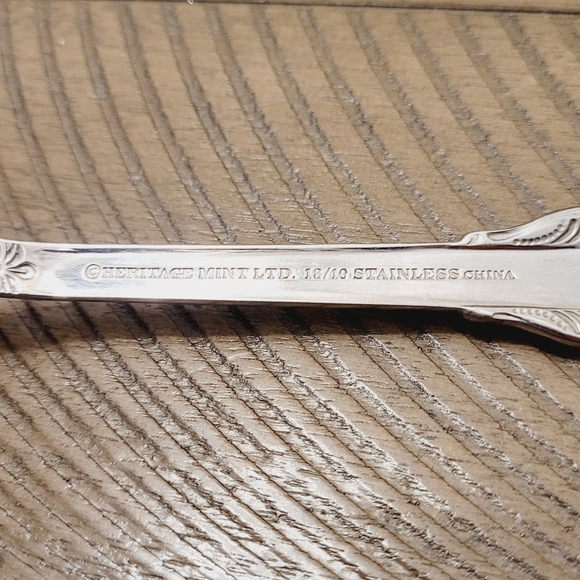 Heritage Mint Ltd ROYAL ALISTER 18/10 Stainless Serving Set - Picture 7 of 7